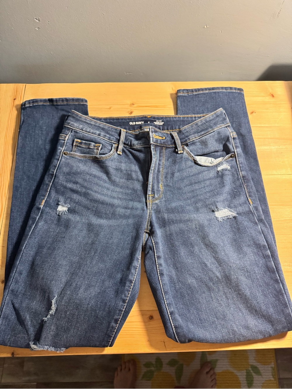 Old Navy Women’s Dark Blue Skinny Jeans with Light Distressing